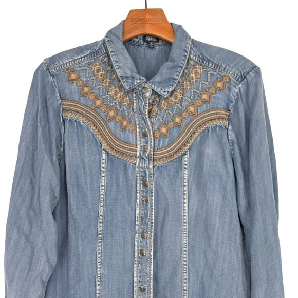 Reba Denim Embroidered Western Shirt Dress size Medium Tencel Snap Button - Picture 6 of 12